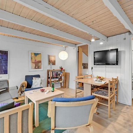 Nice Home In Hemmet With Kitchen ภายนอก รูปภาพ